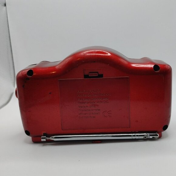 Vintage Tucky Red Transistor Battery Operated AM/FM Radio - Picture 4 of 5